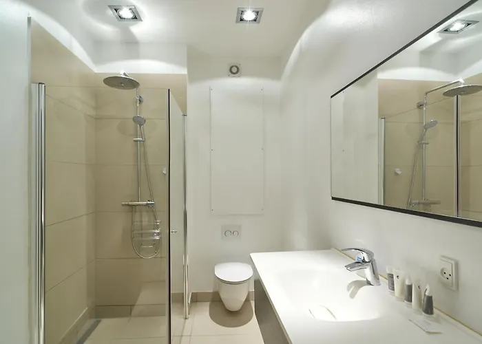 Spacious Centrally Located In Cph's Old Town