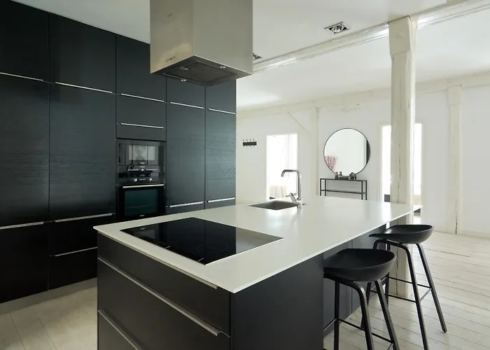 Spacious Centrally Located In Cph's Old Town *