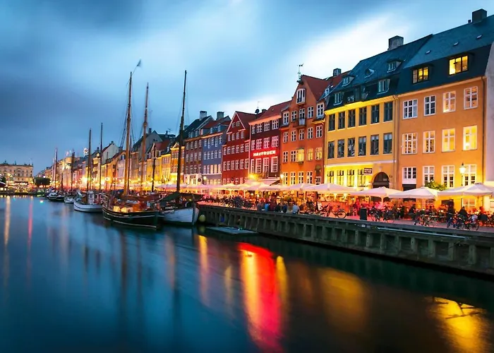 Spacious Centrally Located In Cph's Old Town Copenhaga