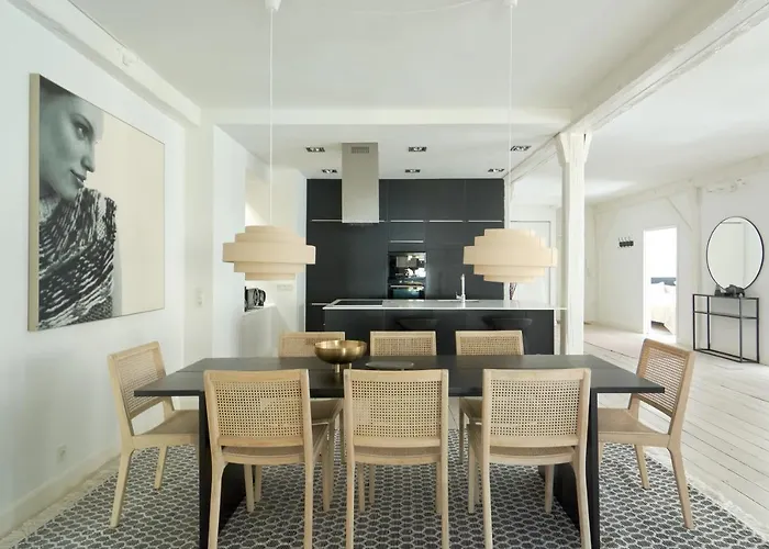 Spacious Centrally Located In Cph's Old Town Copenhaga